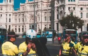 Comprendre le stationnement a Madrid unpapamadrid.com 768x512 cropped thumbnail