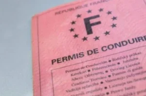 Le permis de conduire francais en Espagne 768x308 cropped thumbnail e1756289721675