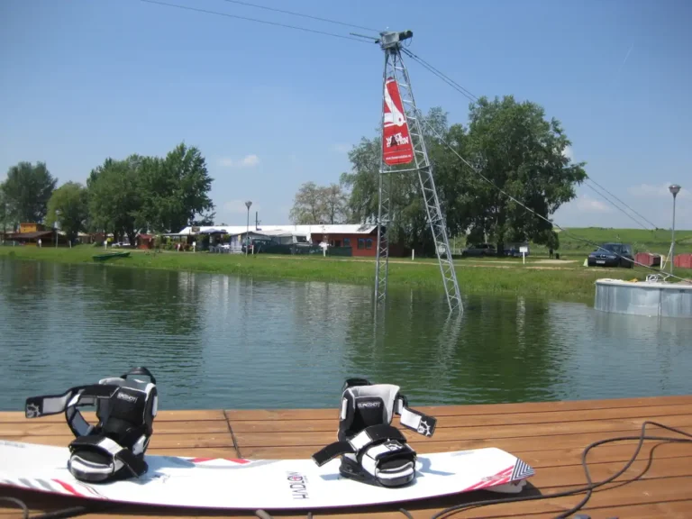 Wakepark Cazalegas (Embalse de Cazalegas, Tolède)