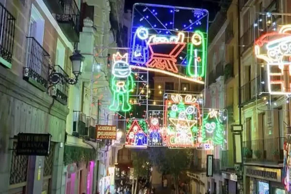 Les illuminations de Noël à Madrid 1 - unpapamadrid.com